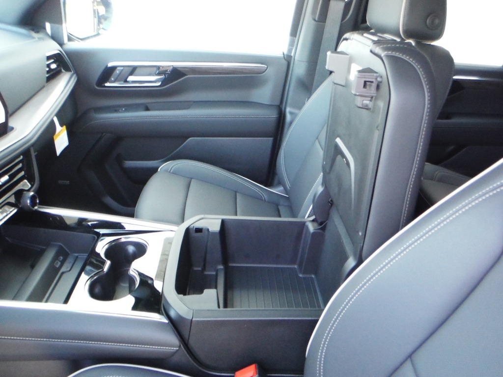 2026 Chevrolet Tahoe image 22
