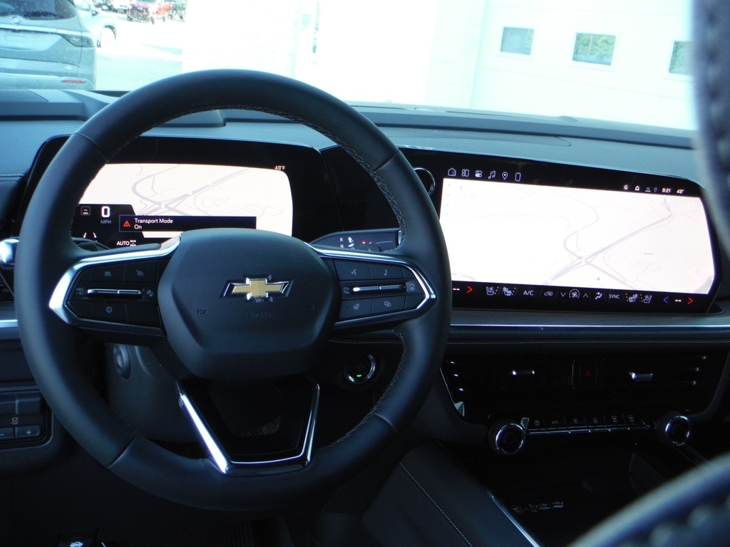 2026 Chevrolet Tahoe image 3