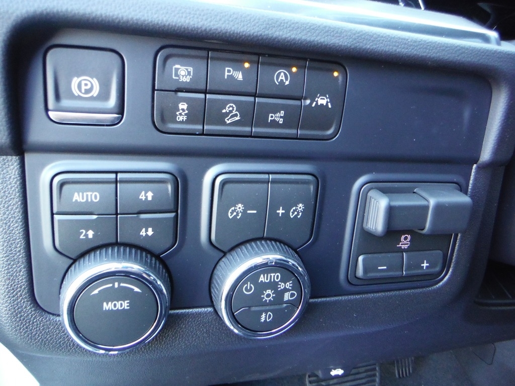 2026 Chevrolet Tahoe image 23