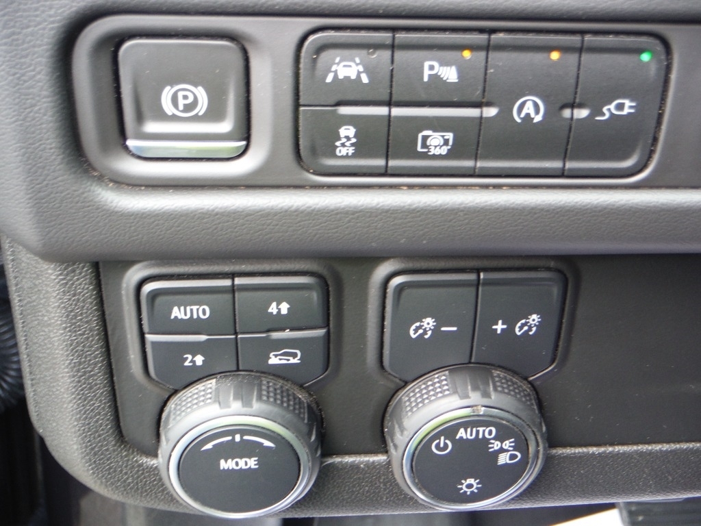 2022 Chevrolet Tahoe image 16