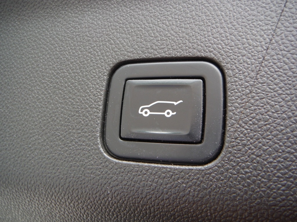 2022 Chevrolet Tahoe image 55