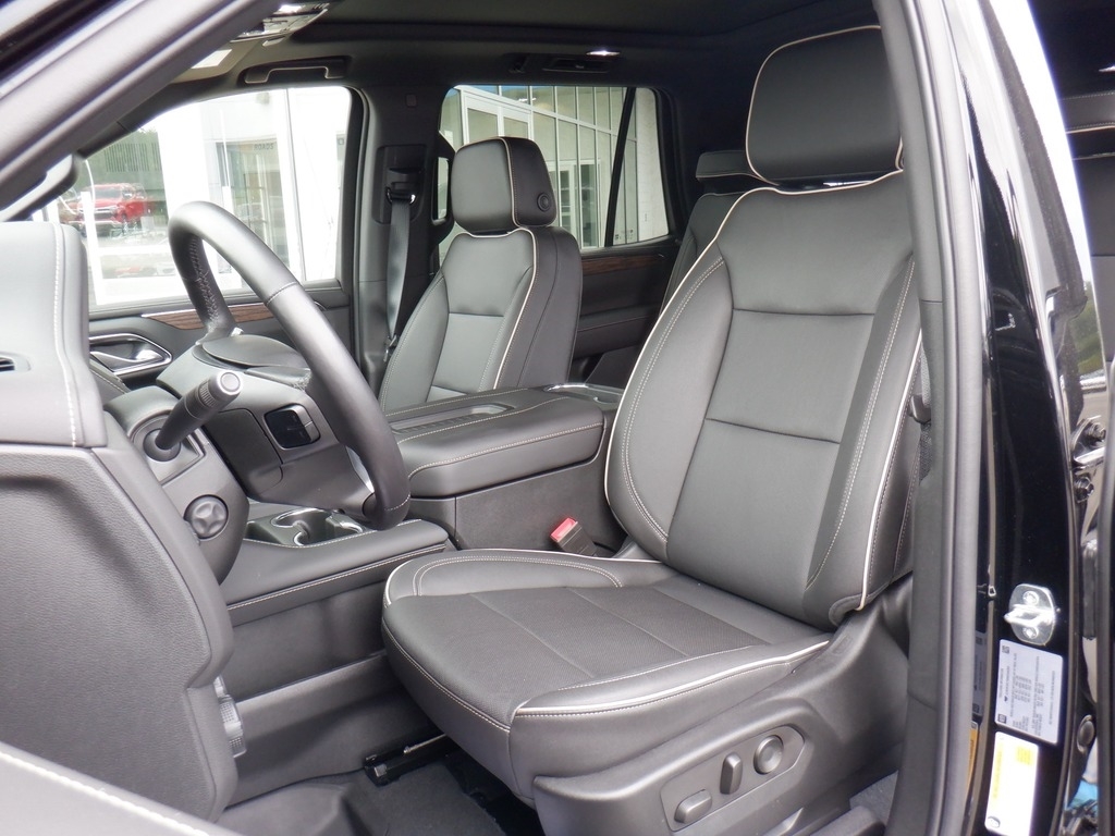 2022 Chevrolet Tahoe image 16