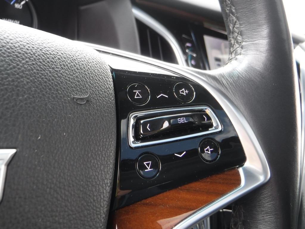 2019 Cadillac Escalade image 33