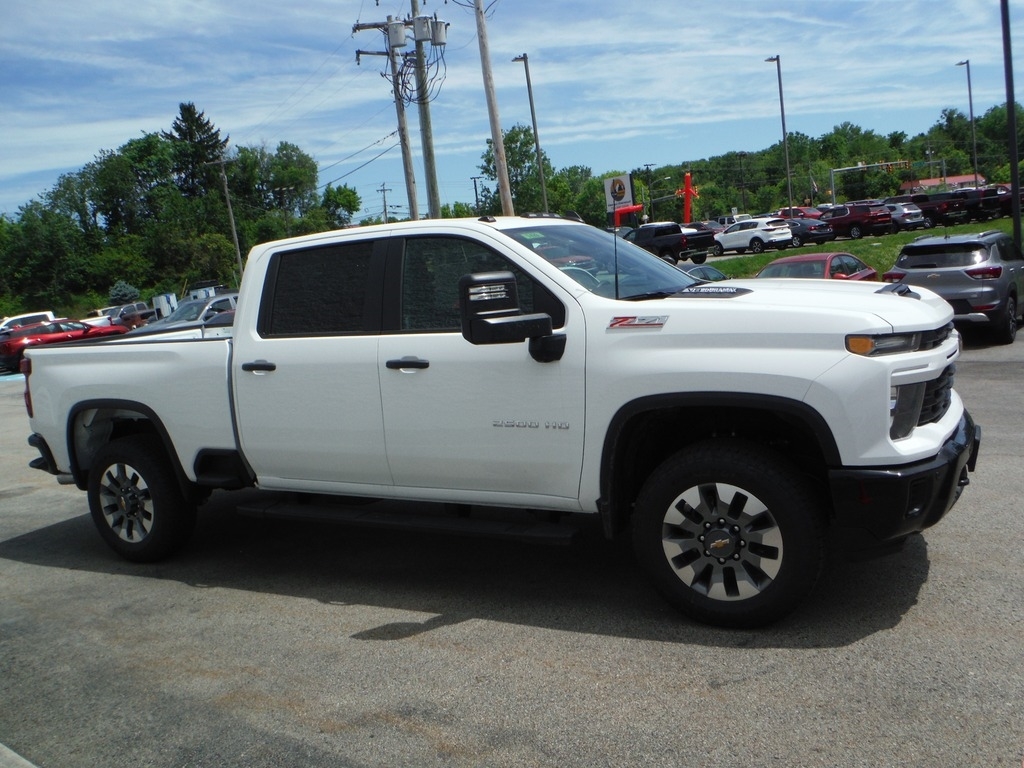 2026 Chevrolet Silverado 2500HD image 9