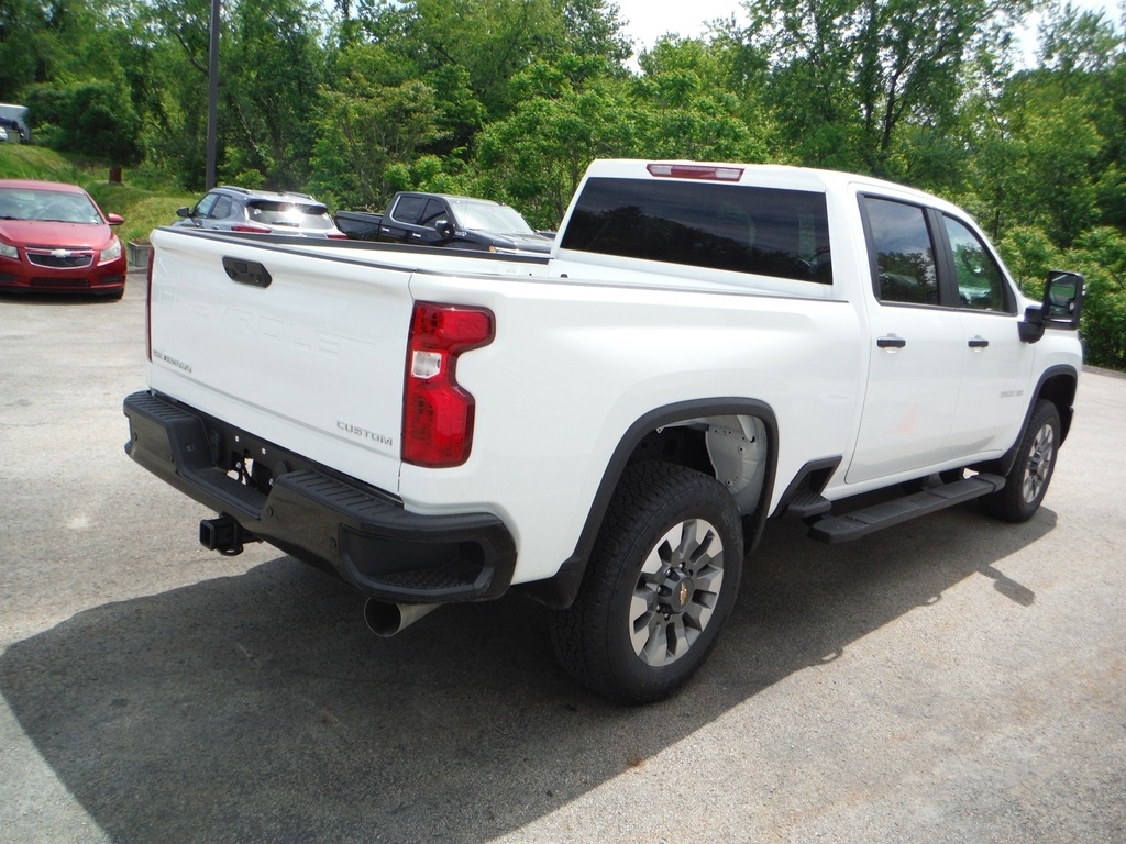 2026 Chevrolet Silverado 2500HD image 10