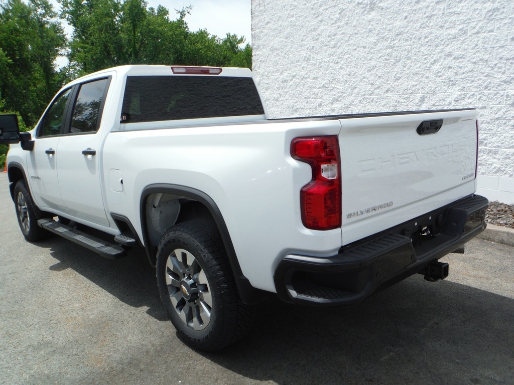 2026 Chevrolet Silverado 2500HD image 14
