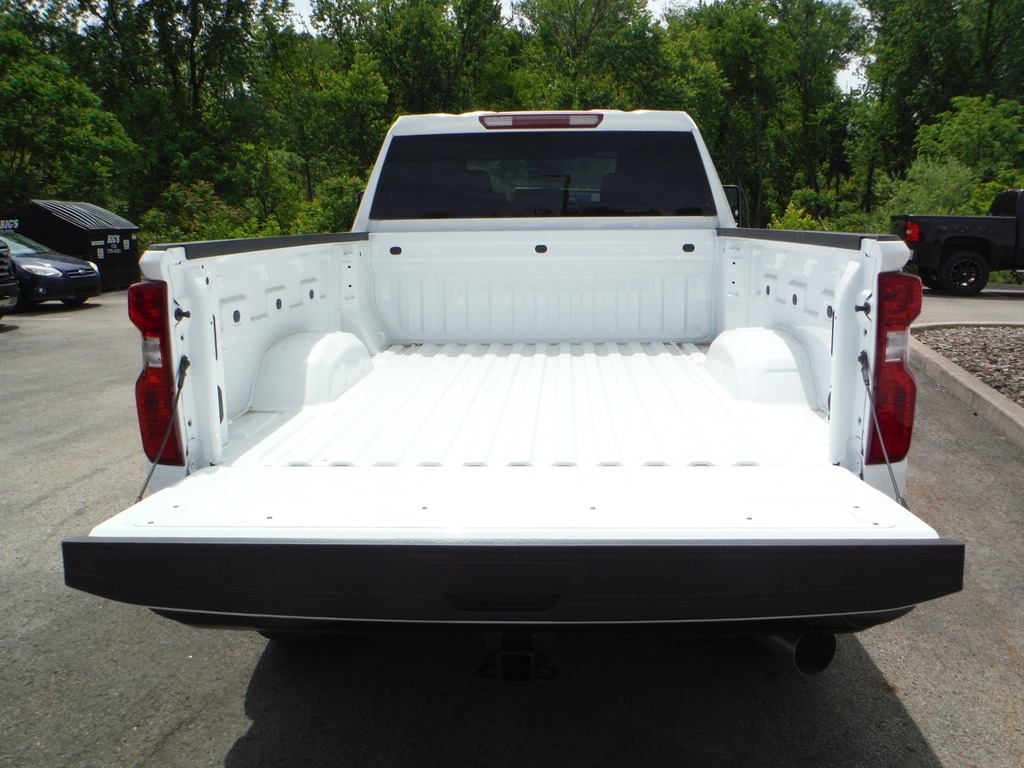 2026 Chevrolet Silverado 2500HD image 17