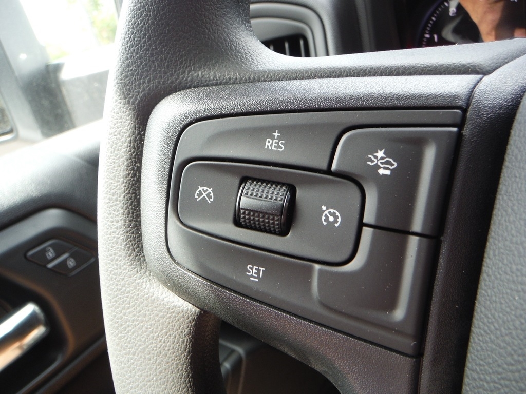 2026 Chevrolet Silverado 2500HD image 40