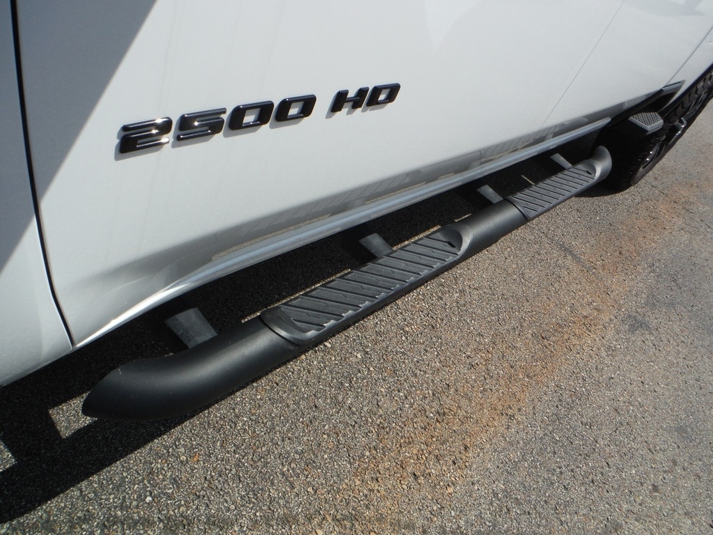 2025 Chevrolet Silverado 2500HD image 5