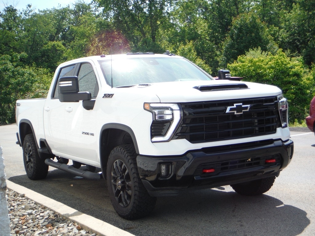 2025 Chevrolet Silverado 2500HD image 8