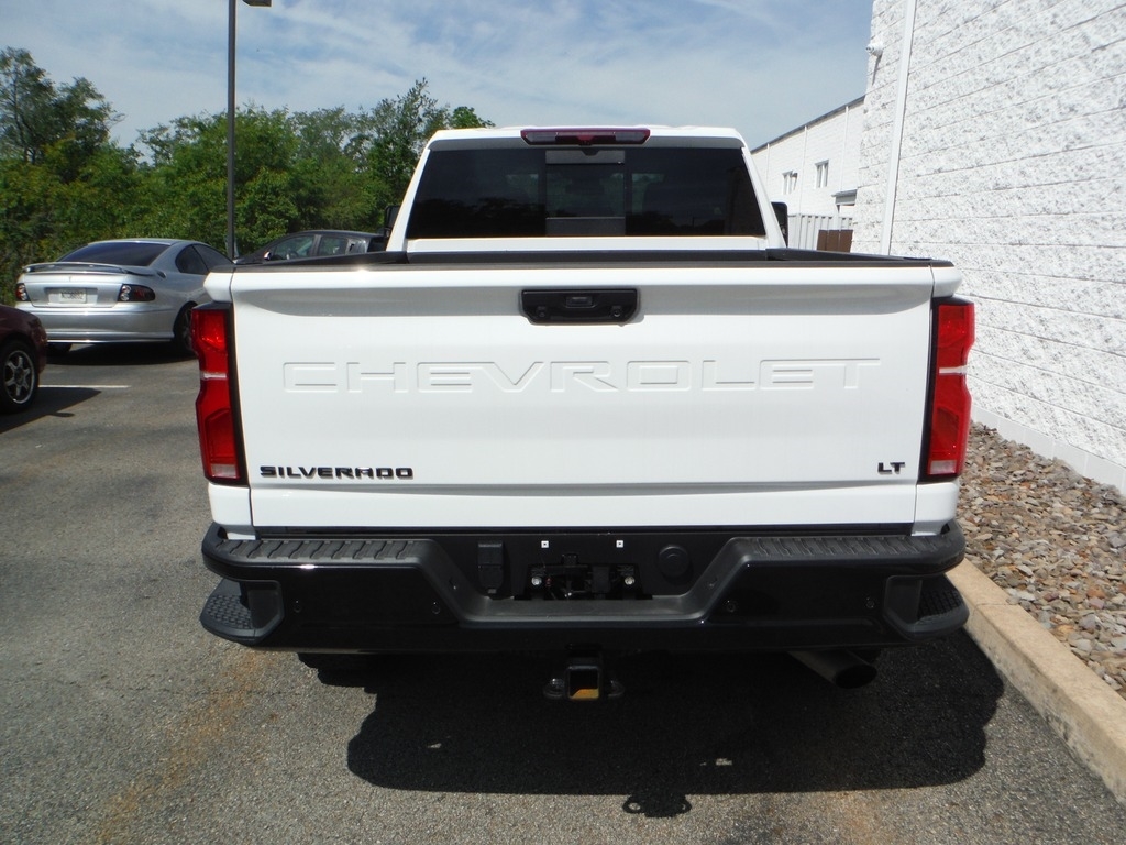 2025 Chevrolet Silverado 2500HD image 12