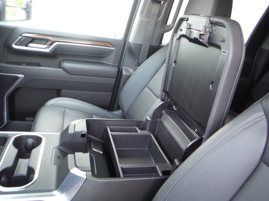 2025 Chevrolet Silverado 2500HD image 23