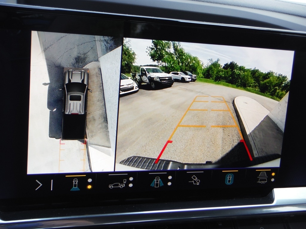 2025 Chevrolet Silverado 2500HD image 31