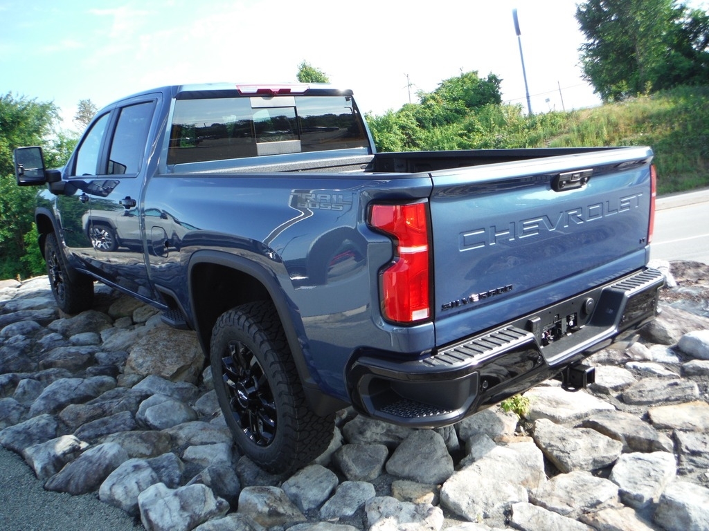 2026 Chevrolet Silverado 2500HD image 11