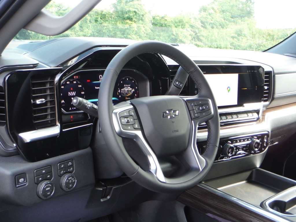 2026 Chevrolet Silverado 2500HD image 16
