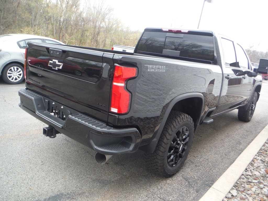2026 Chevrolet Silverado 2500HD image 12