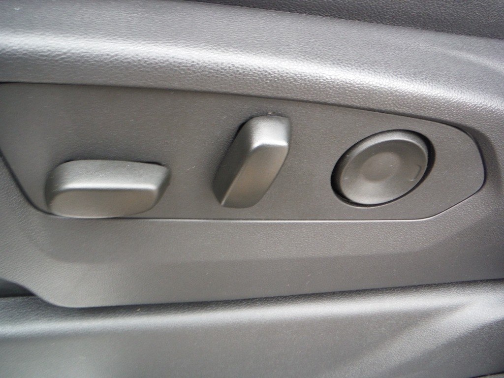 2026 Chevrolet Silverado 2500HD image 32