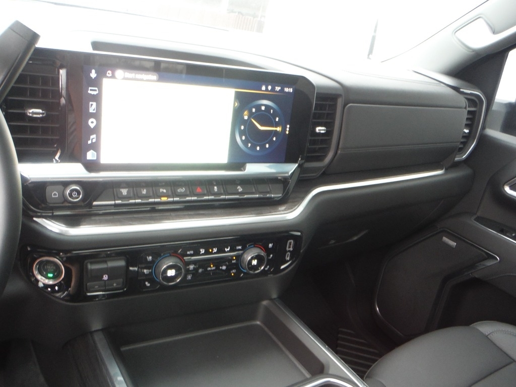2026 Chevrolet Silverado 2500HD image 37