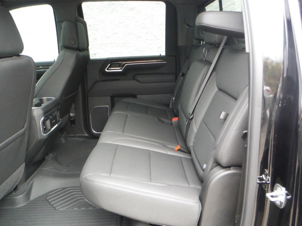 2026 Chevrolet Silverado 2500HD image 57
