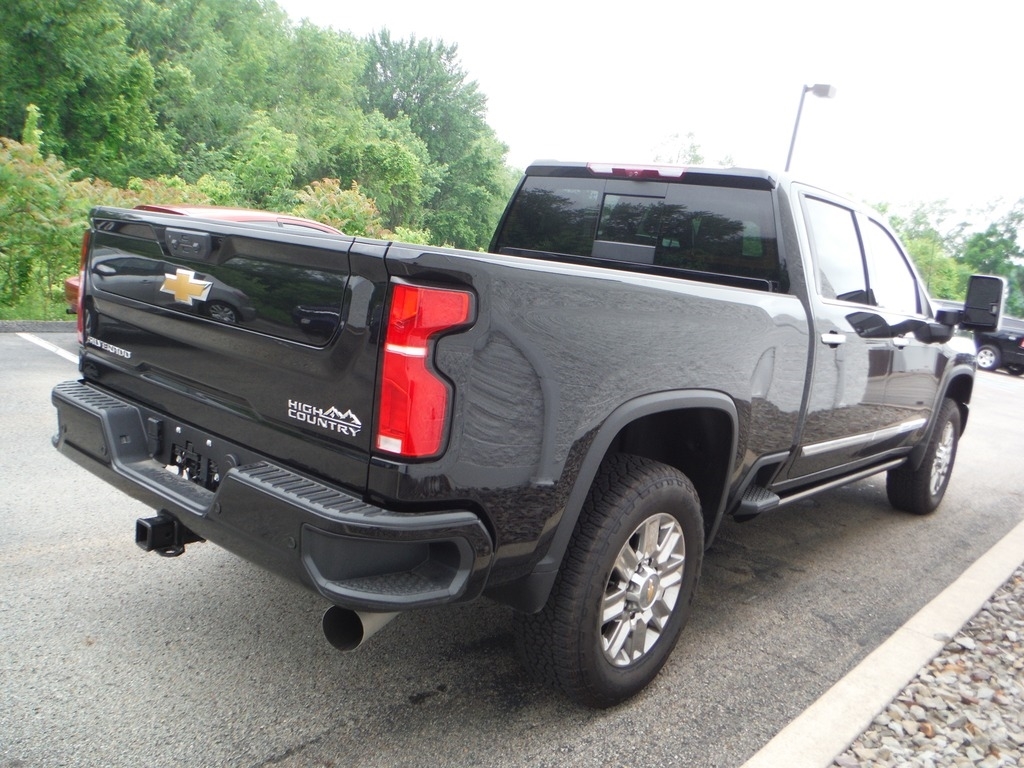 2026 Chevrolet Silverado 2500HD image 11
