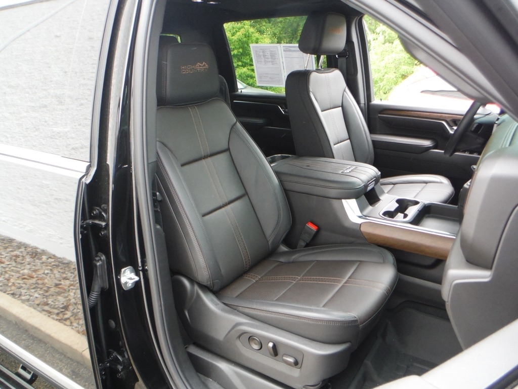 2026 Chevrolet Silverado 2500HD image 39