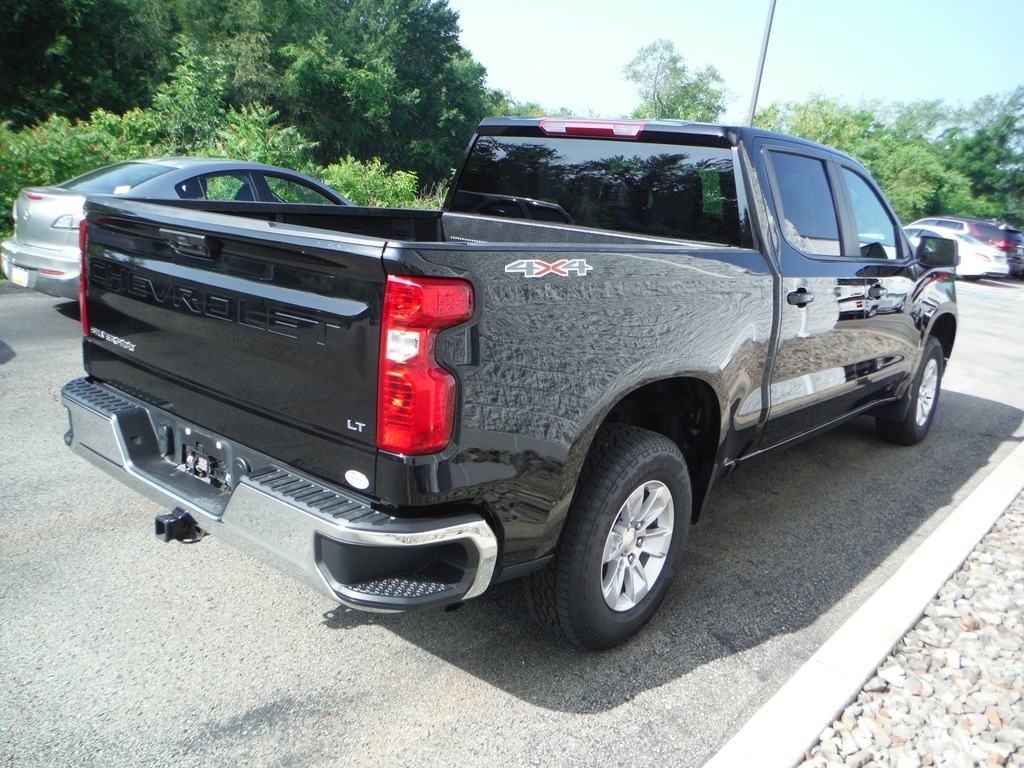 2026 Chevrolet Silverado 1500 image 9