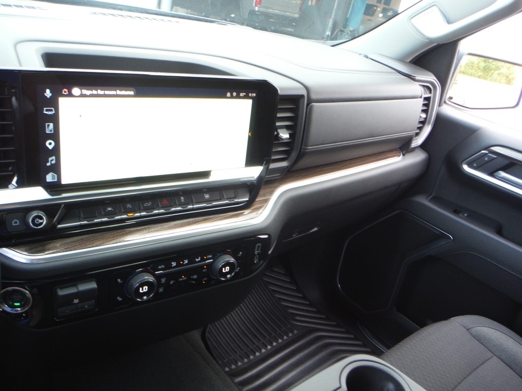 2026 Chevrolet Silverado 1500 image 34