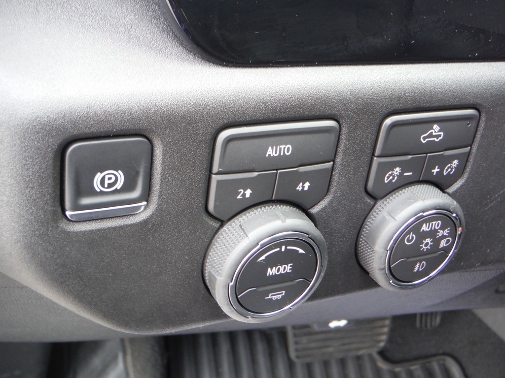 2026 Chevrolet Silverado 1500 image 18