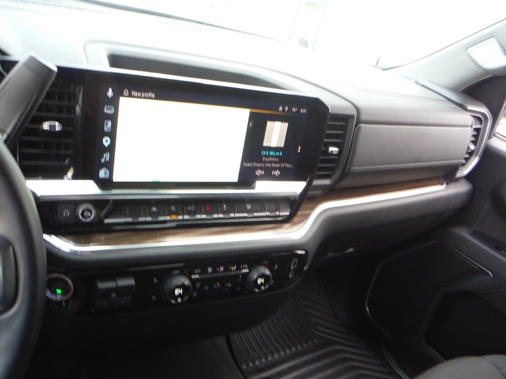 2026 Chevrolet Silverado 1500 image 23