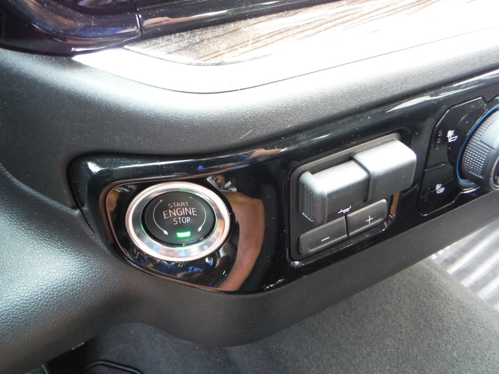 2026 Chevrolet Silverado 1500 image 24
