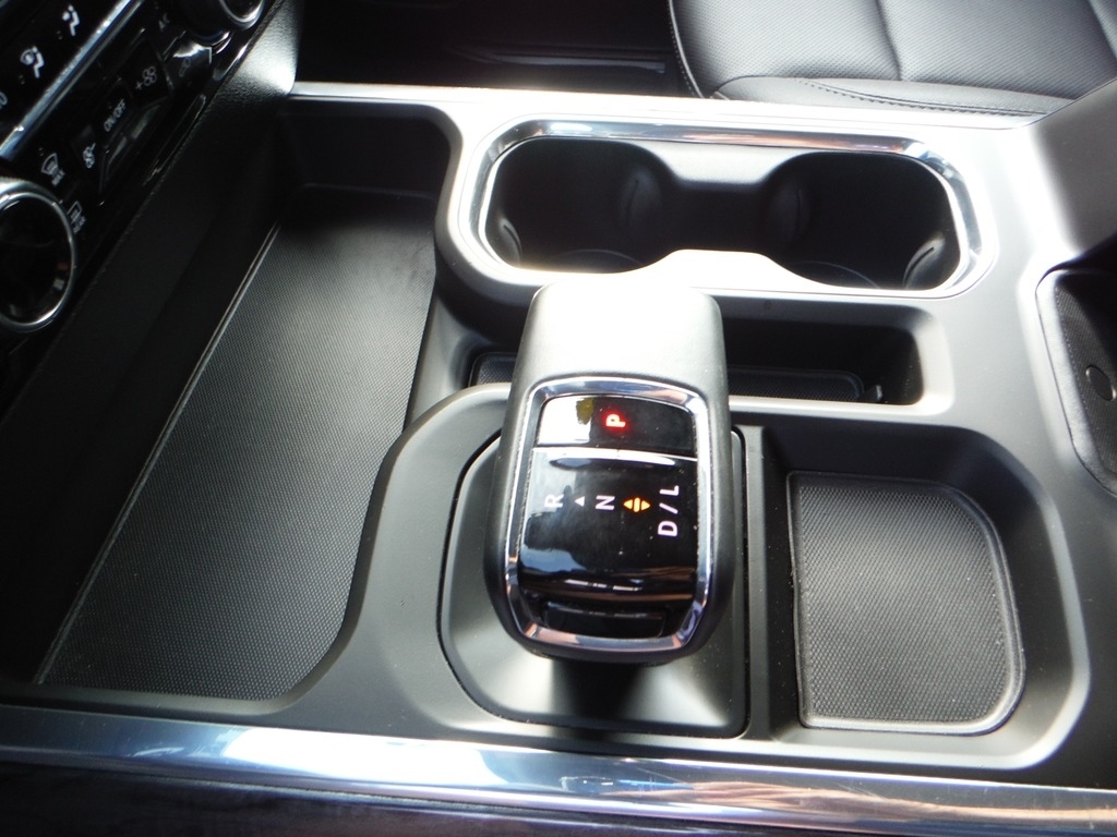 2025 Chevrolet Silverado 1500 image 38