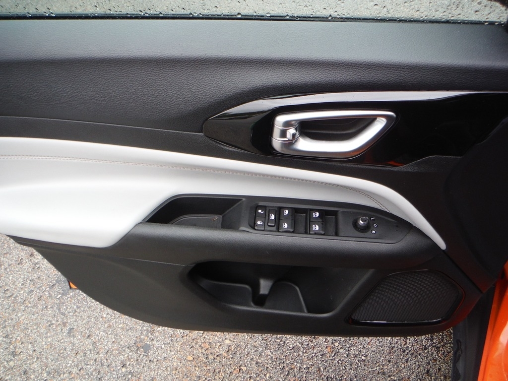2026 Jeep Compass image 13