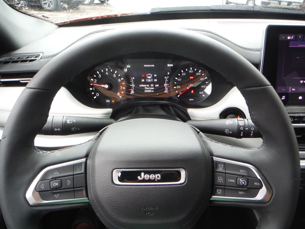 2026 Jeep Compass image 33
