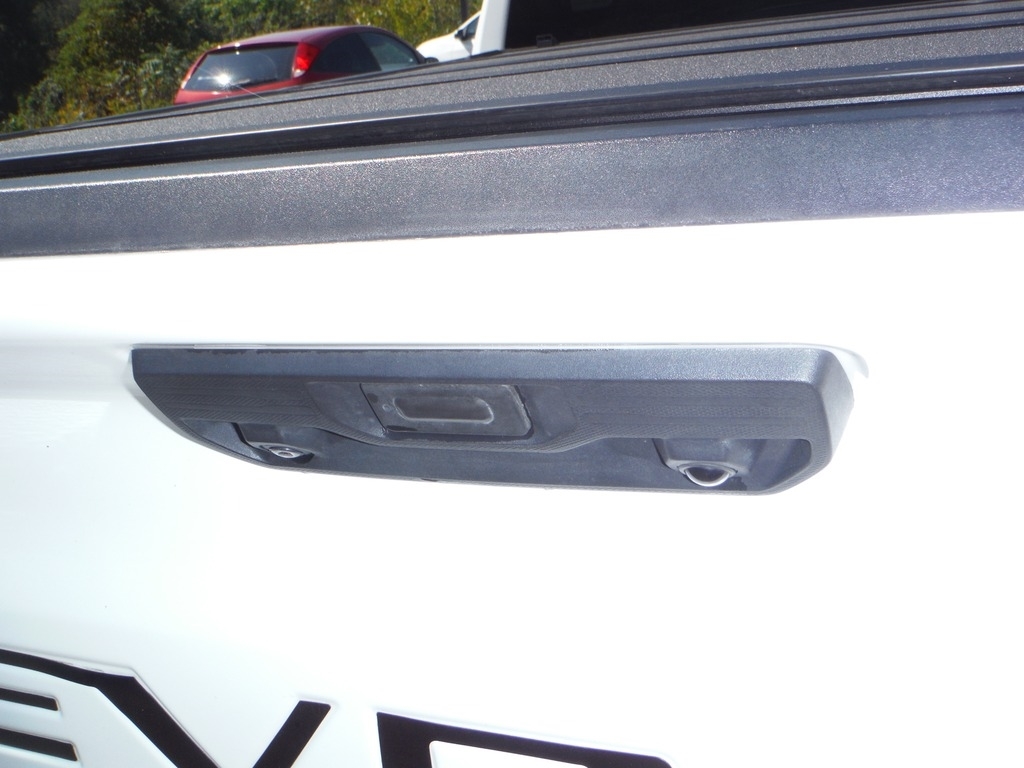 2024 Chevrolet Silverado 1500 image 15