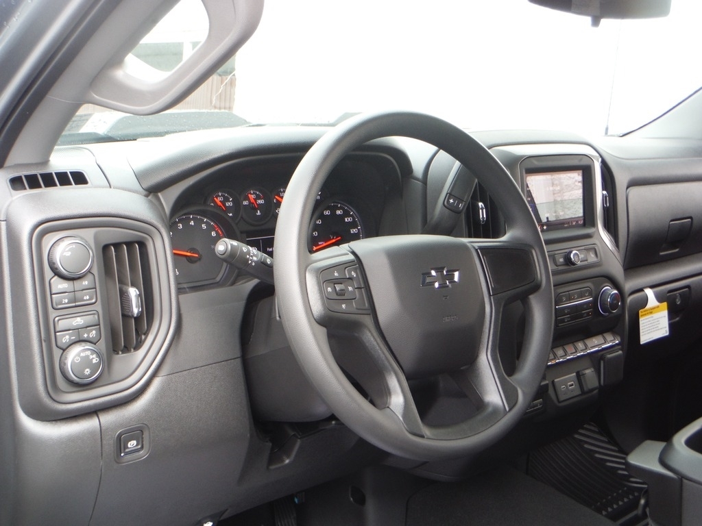 2026 Chevrolet Silverado 1500 image 21
