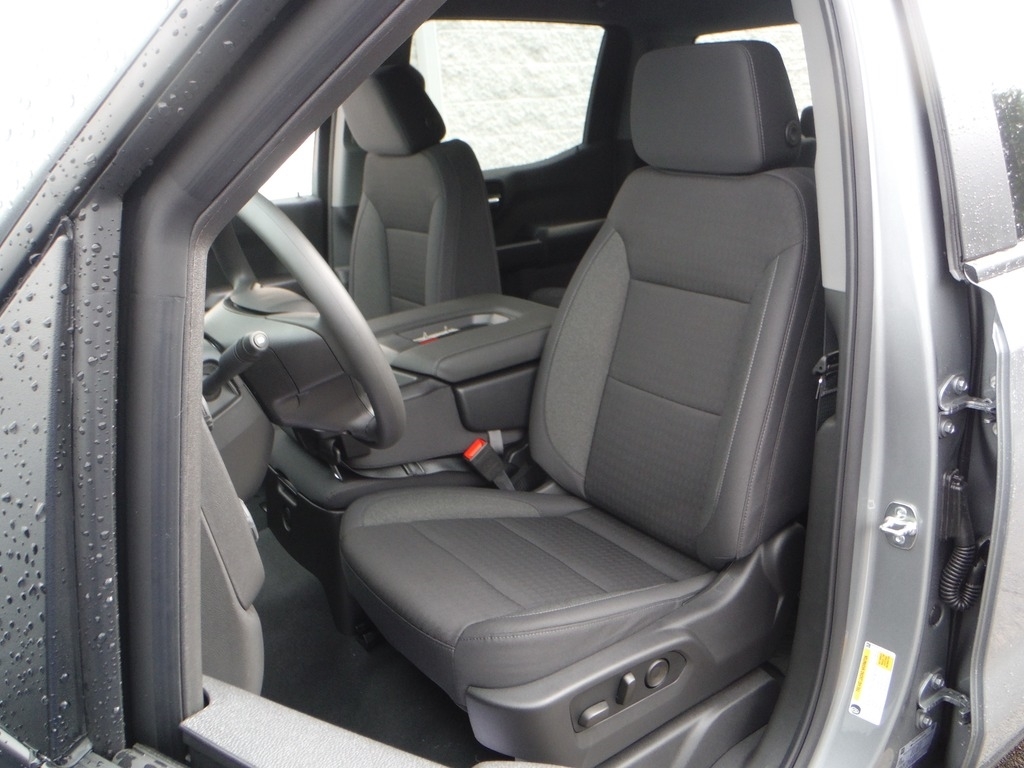 2026 Chevrolet Silverado 1500 image 23