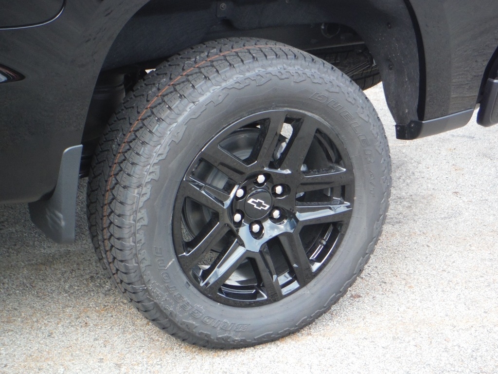 2026 Chevrolet Silverado 1500 image 5