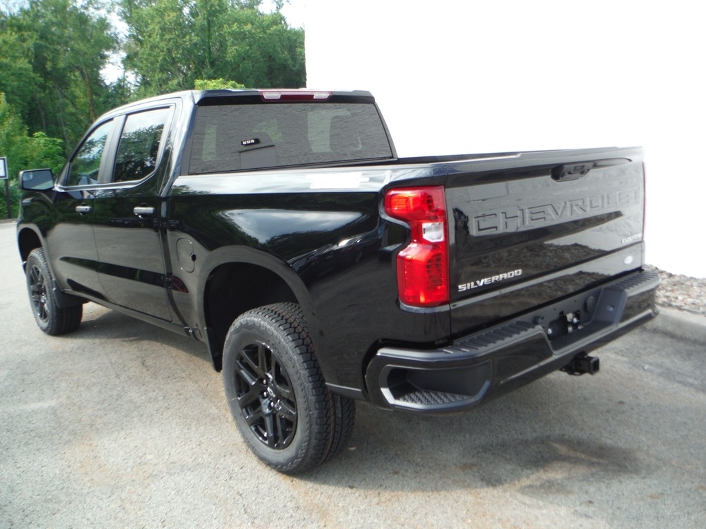 2026 Chevrolet Silverado 1500 image 16