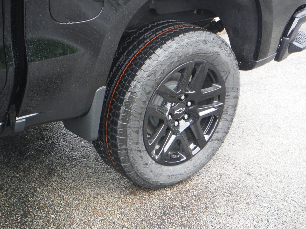 2026 Chevrolet Silverado 1500 image 5