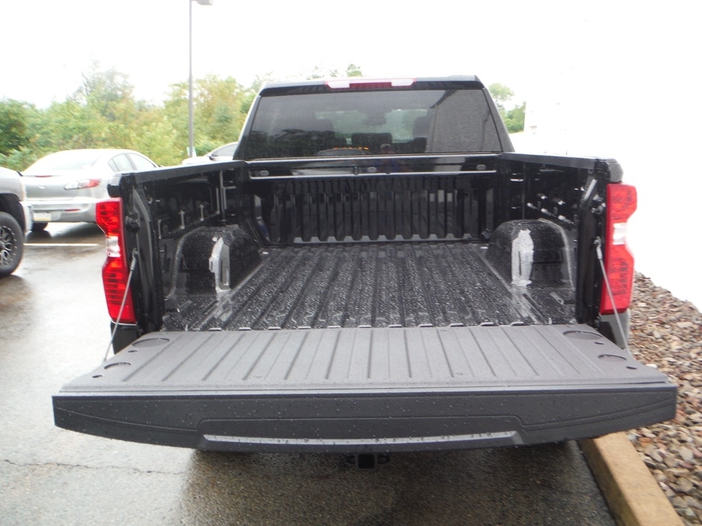 2026 Chevrolet Silverado 1500 image 16