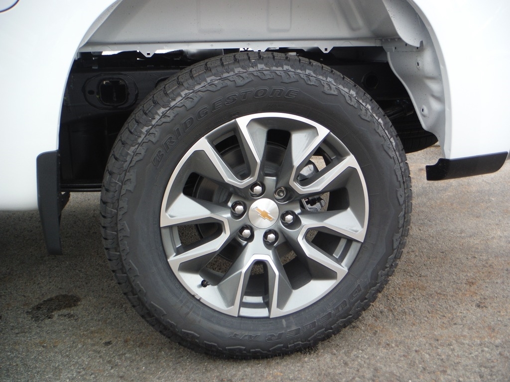 2026 Chevrolet Silverado 1500 image 4