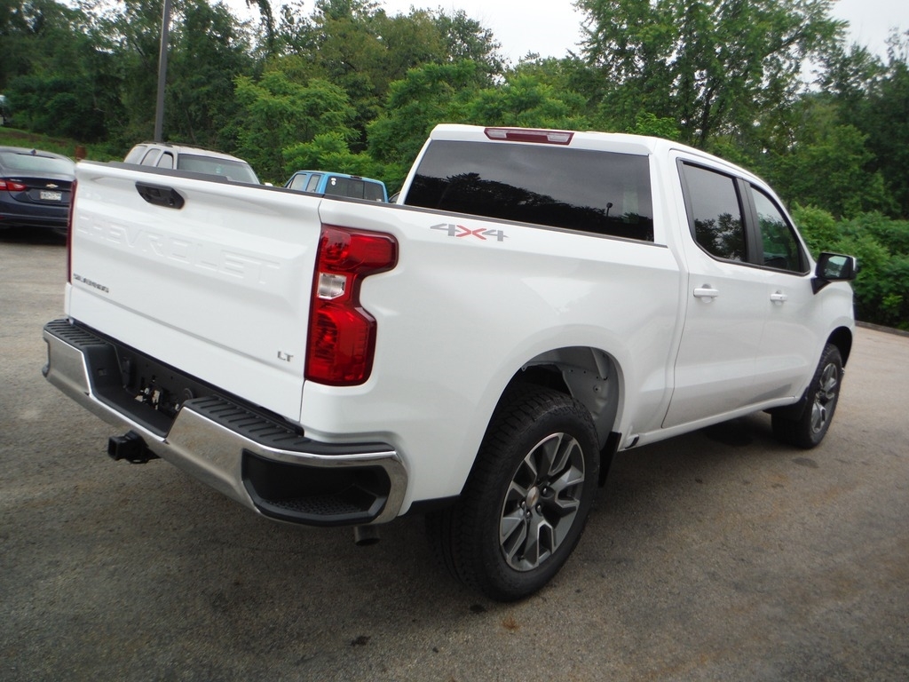 2026 Chevrolet Silverado 1500 image 8