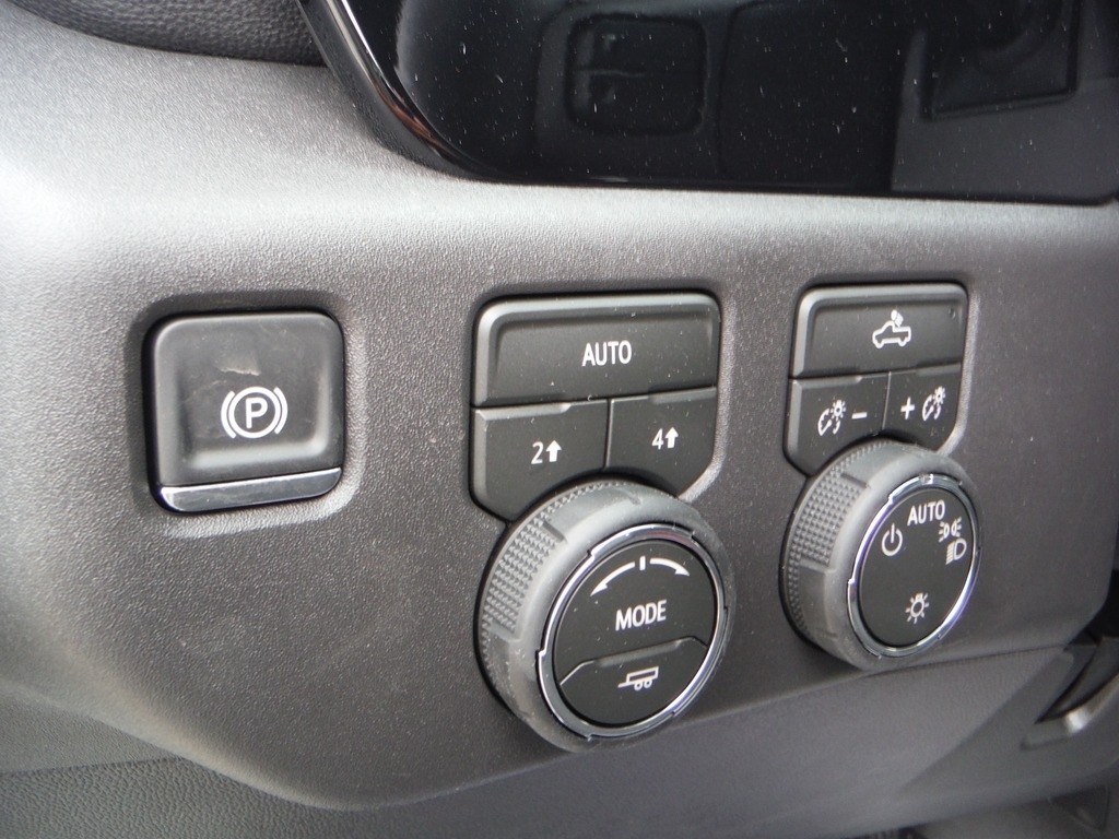 2026 Chevrolet Silverado 1500 image 19
