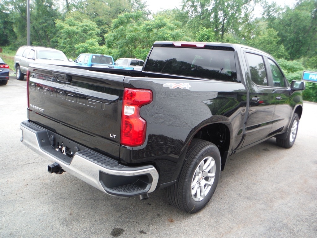 2026 Chevrolet Silverado 1500 image 8