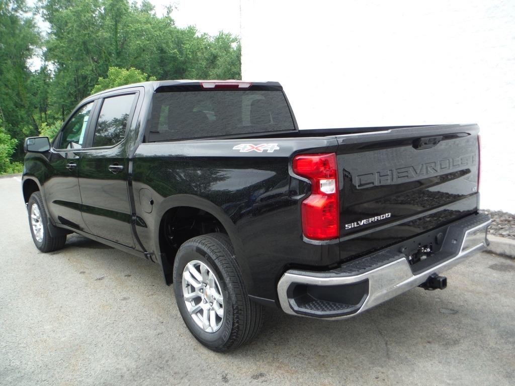 2026 Chevrolet Silverado 1500 image 12