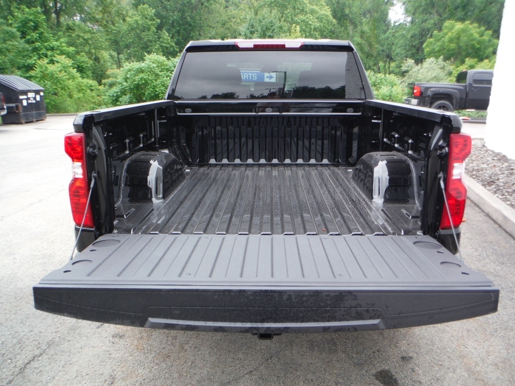2026 Chevrolet Silverado 1500 image 14
