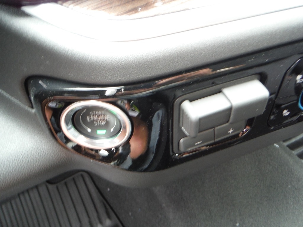 2026 Chevrolet Silverado 1500 image 26