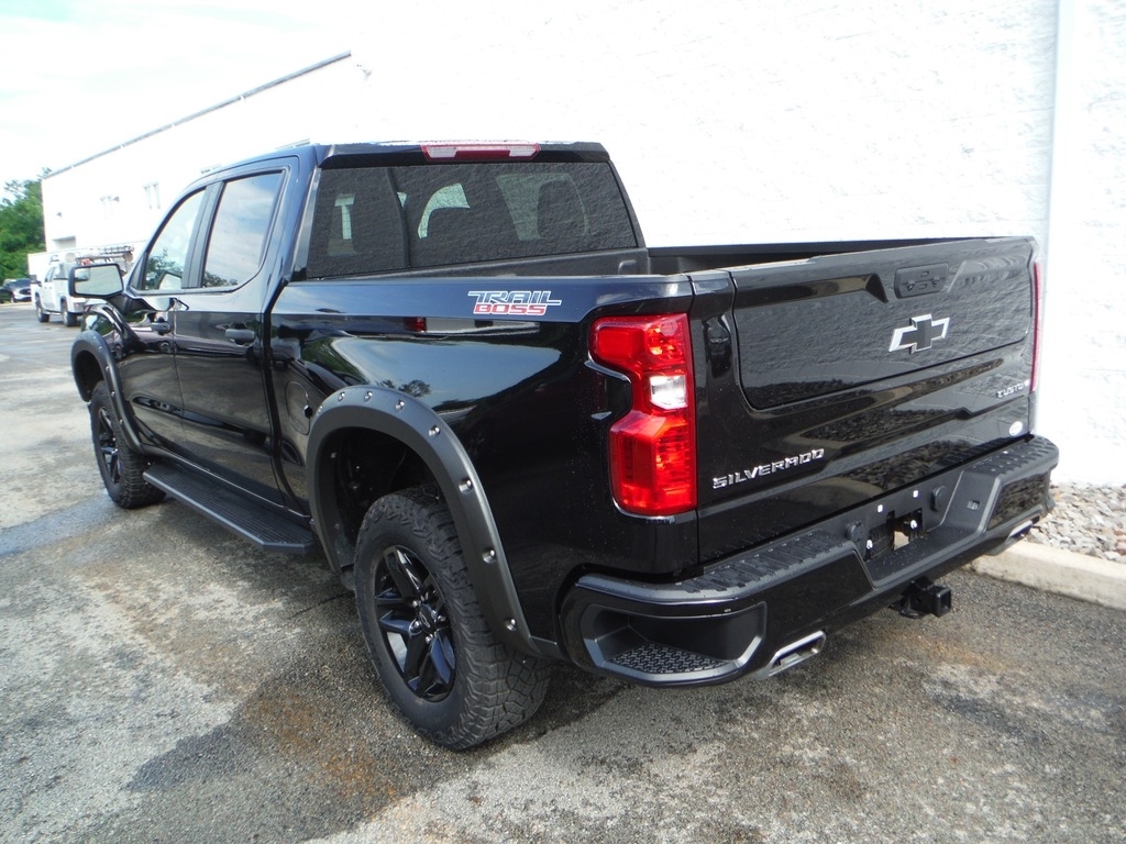 2024 Chevrolet Silverado 1500 image 15