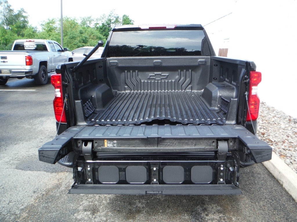 2024 Chevrolet Silverado 1500 image 18
