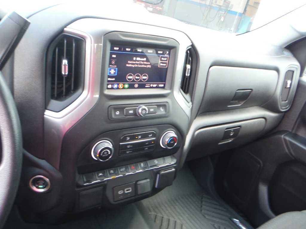 2024 Chevrolet Silverado 1500 image 33